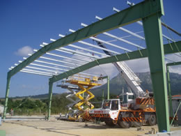 Montaje de estructura metálica